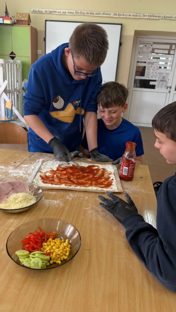 677612624_122150670056713878_5902334287864643475_n