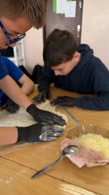 677943774_122150670242713878_6848427548907395706_n